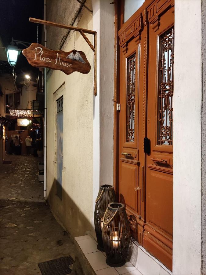 Plaza Guest House Με Tζάκι Arakhova Eksteriør bilde